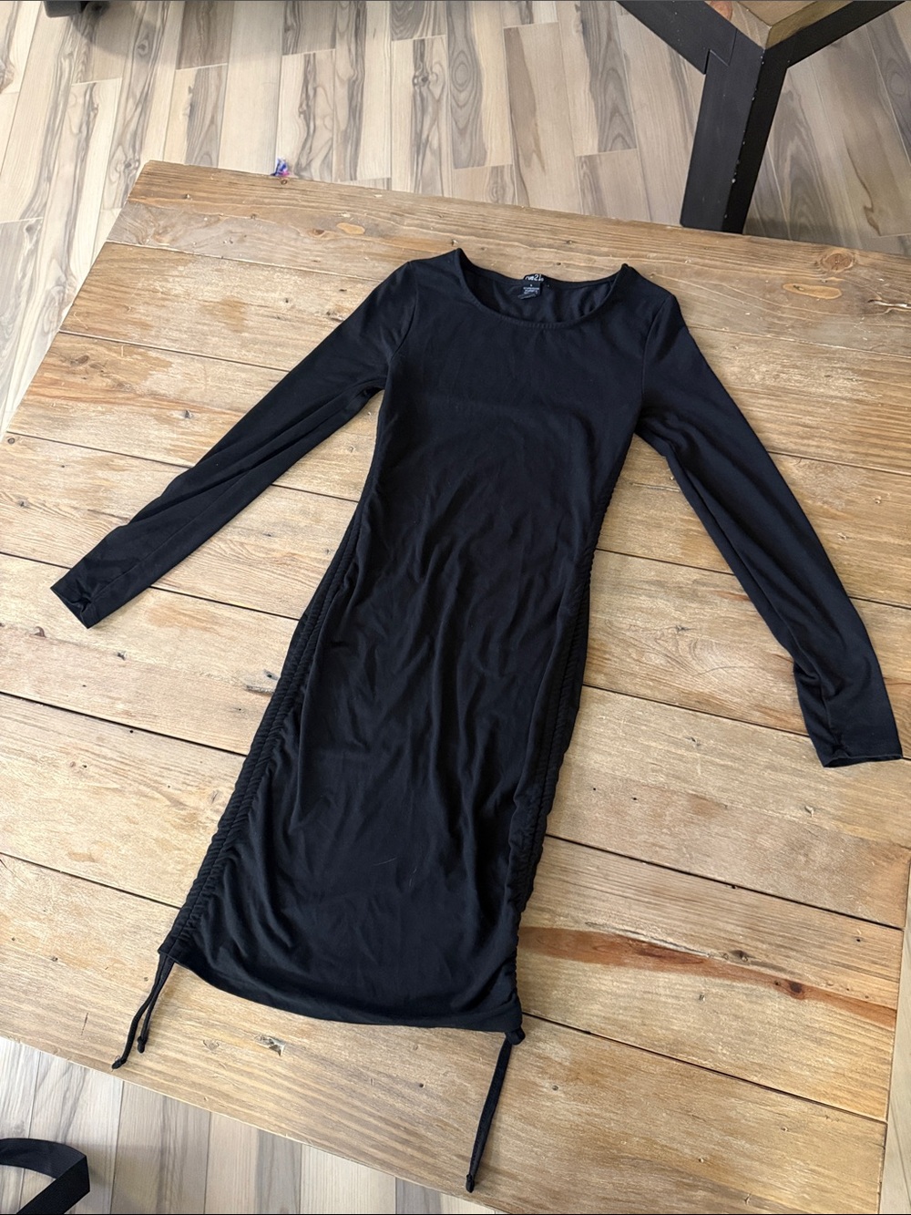 Rue21 Black Long Sleeve Ruched Side Midi Dress